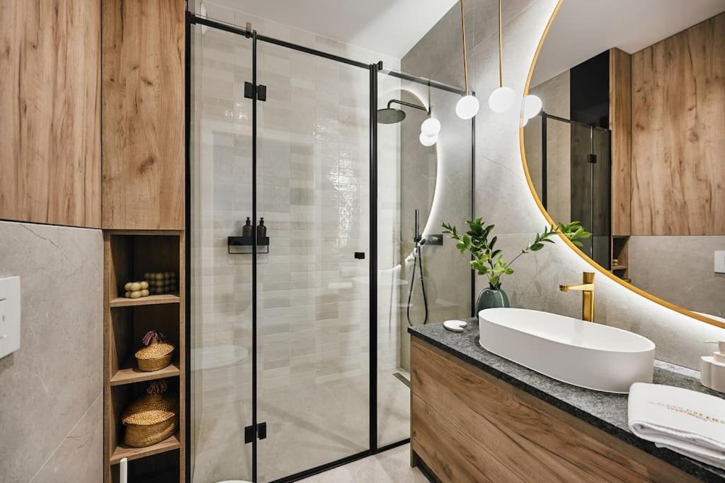 Golden Dreams Luxury Apartments 103 Краков Экстерьер фото